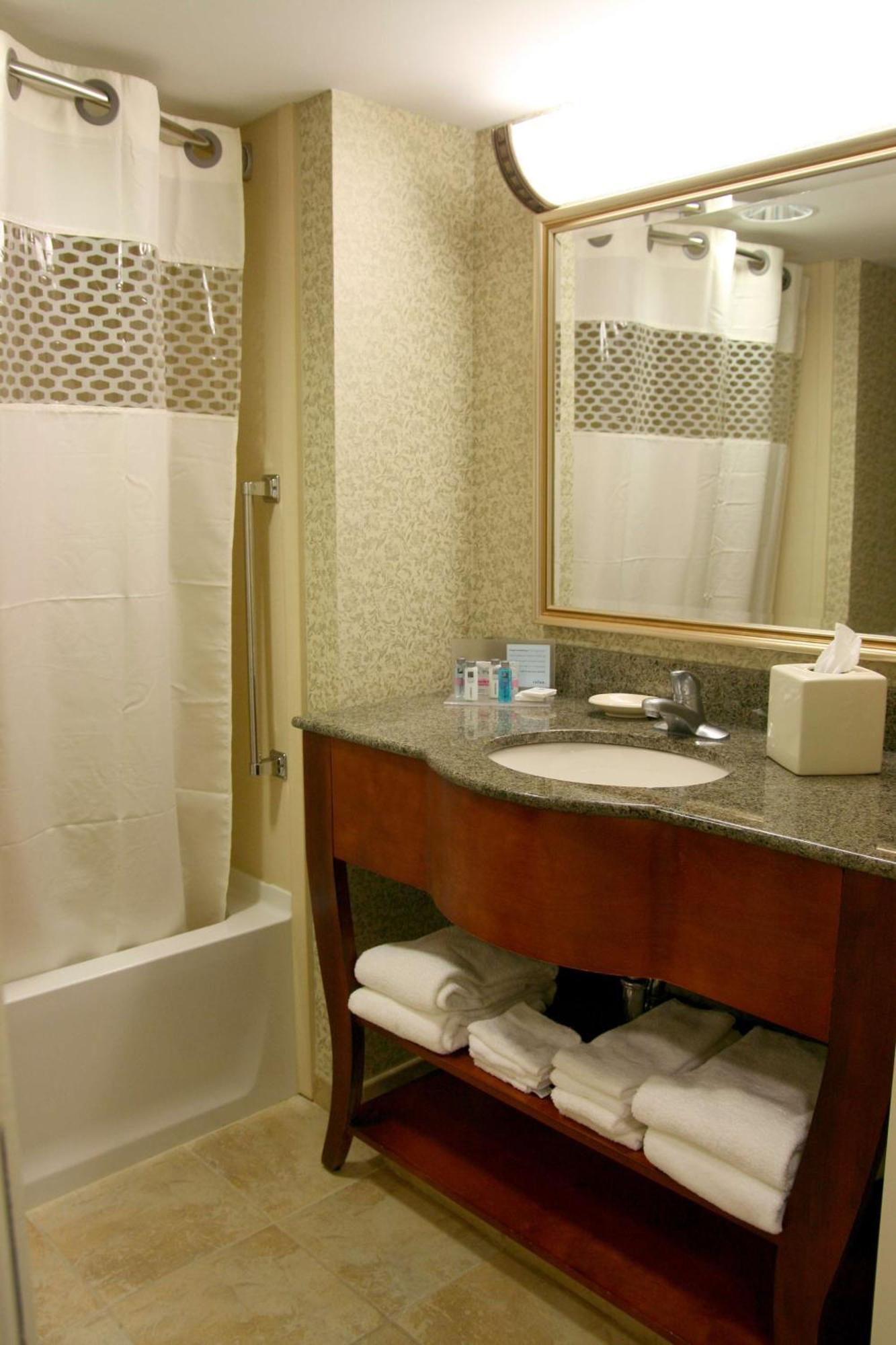 Hampton Inn Easton Room photo