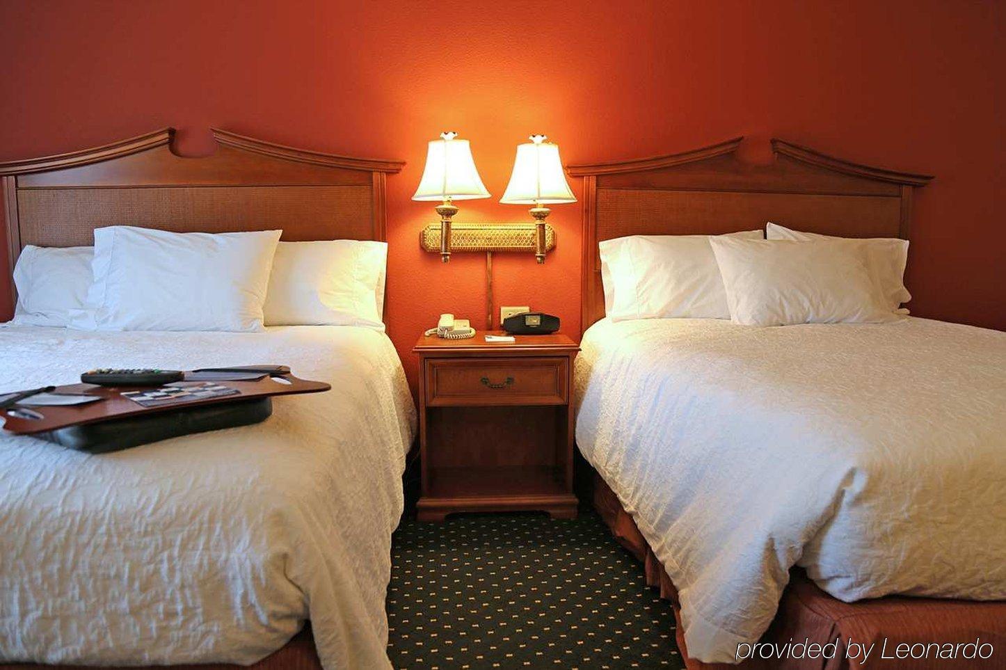 Hampton Inn Easton Exterior photo