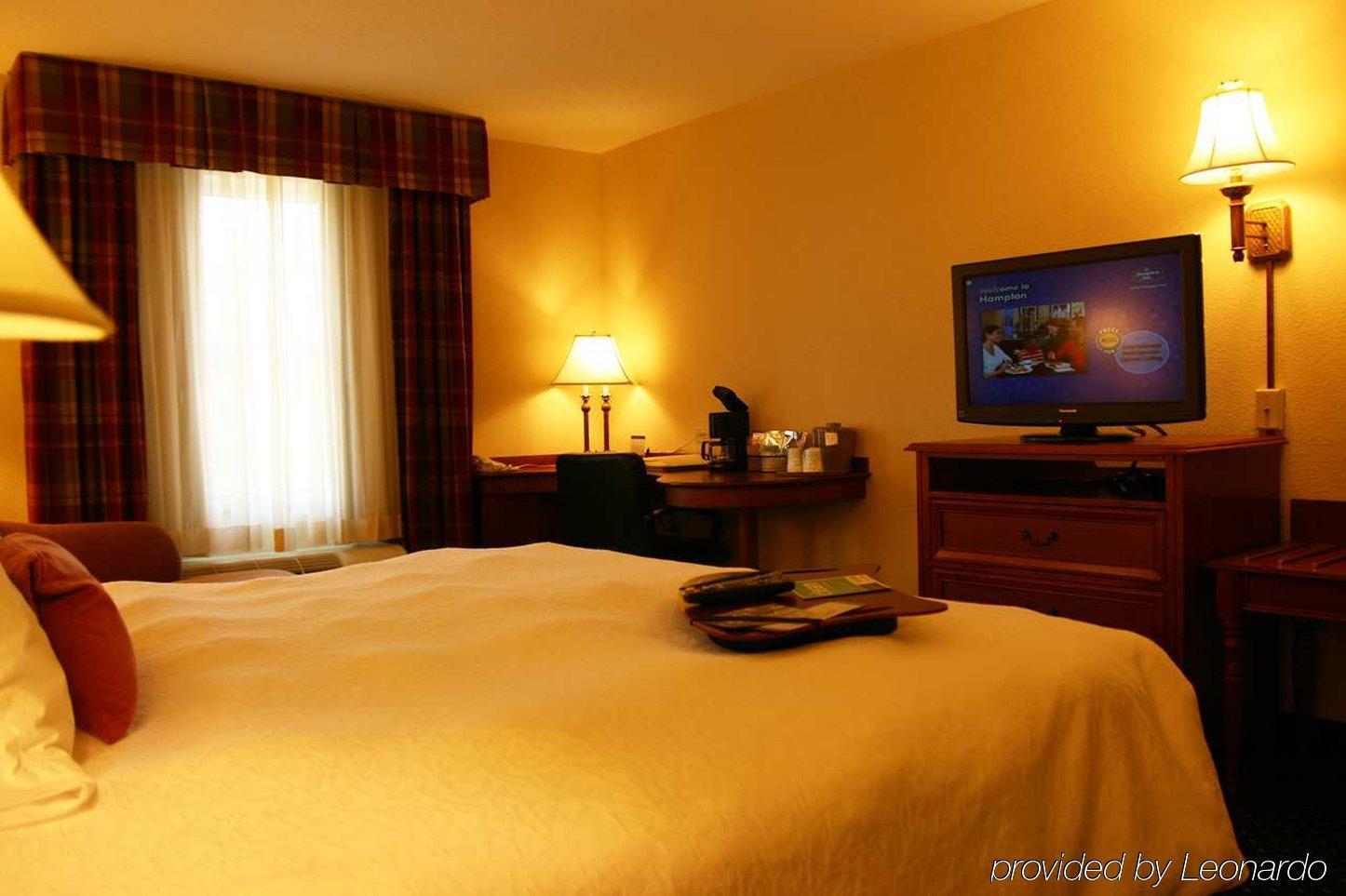 Hampton Inn Easton Room photo